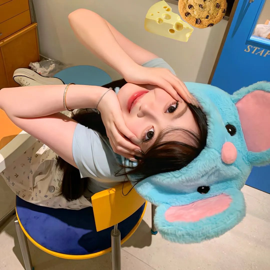 敲敲门 海报