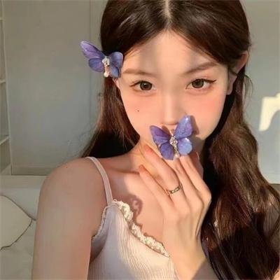 歌唱动荡的青春 海报